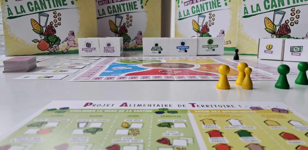 Jeu PAT "Qu'est-ce qu'on mange à la cantine?"